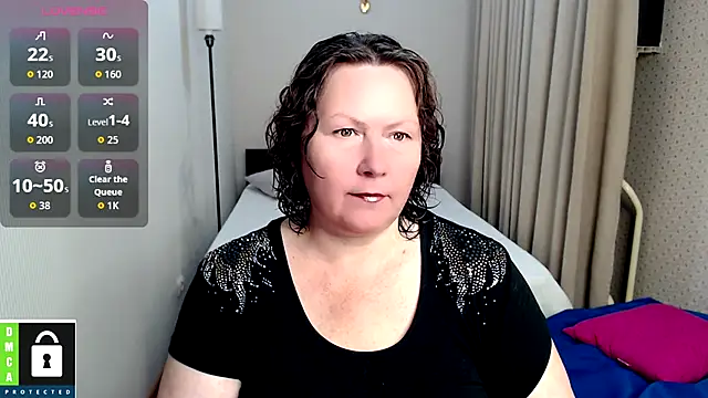 Snapshot of milf_hornys chatting on October 3, 2025, 4:19 pm milf hornys online show from October 3, 2025, 4:19 pm