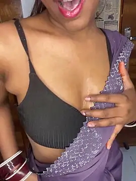 mickle james online show from March 5, 2026, 6:59 pm