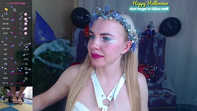 LiSinDoll online show from November 1, 2025, 7:13 am