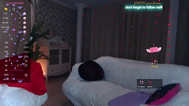 Snapshot of LiSinDoll chatting on December 22, 2025, 1:28 am LiSinDoll online show from December 22, 2025, 1:28 am