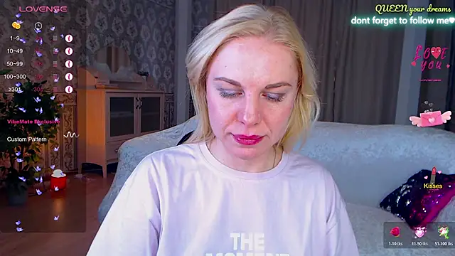 Snapshot of LiSinDoll chatting on April 10, 2026, 1:45 am LiSinDoll online show from April 10, 2026, 1:45 am