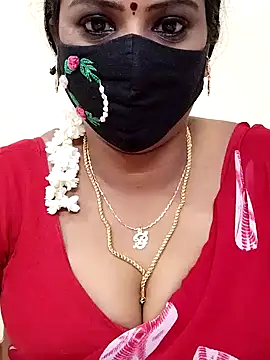 Snapshot of yoga-mithraa chatting on November 7, 2025, 3:38 pm yoga-mithraa online show from November 7, 2025, 3:38 pm