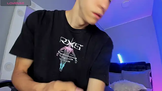 Jhon snow22 online show from December 3, 2025, 1:54 pm