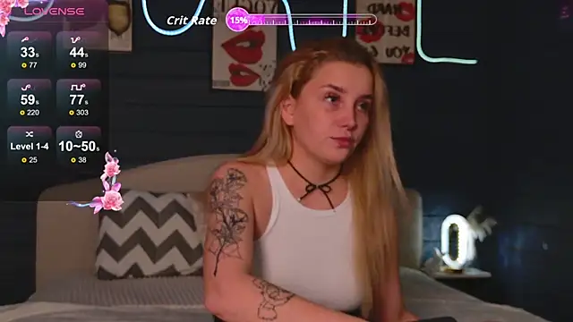 Snapshot of Crystal_Jull chatting on November 2, 2025, 3:17 pm Crystal Jull online show from November 2, 2025, 3:17 pm