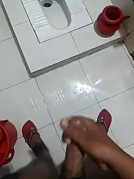 obin112233 online show from February 16, 2026, 6:28 pm