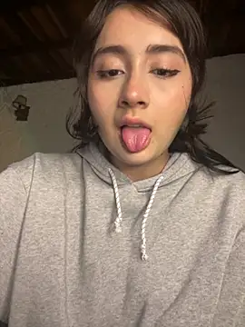 Snapshot of kaori_77 chatting on December 2, 2025, 3:19 am kaori 77 online show from December 2, 2025, 3:19 am