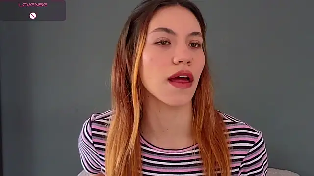 AntonellaaRossii online show from November 30, 2025, 3:02 pm