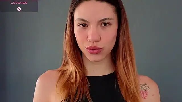 AntonellaaRossii online show from December 3, 2025, 1:10 pm