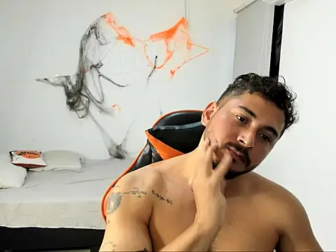 ashlan king online show from November 18, 2025, 7:17 pm