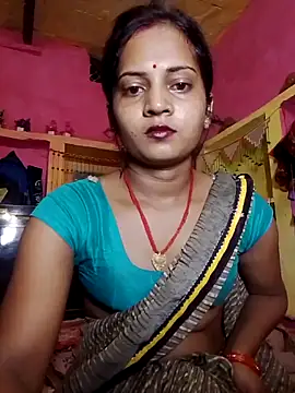 Snapshot of Hot_bbbb chatting on May 10, 2026, 5:37 pm Hot bbbb online show from May 10, 2026, 5:37 pm