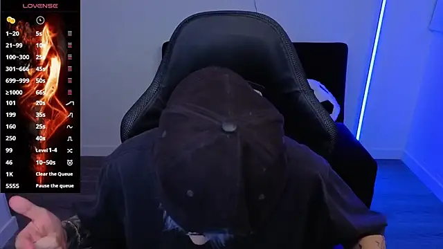 imlaiaaa online show from November 18, 2025, 11:15 pm