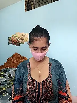 Snapshot of Cute_Faria chatting on November 25, 2025, 4:57 am Cute Faria online show from November 25, 2025, 4:57 am