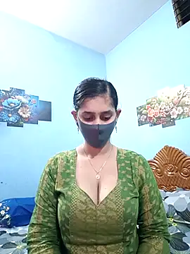 Cute Faria online show from February 3, 2026, 9:47 am