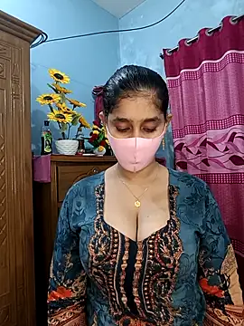 Snapshot of Cute_Faria chatting on November 25, 2025, 5:02 pm Cute Faria online show from November 25, 2025, 5:02 pm