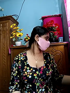 Snapshot of Cute_Faria chatting on November 23, 2025, 8:57 am Cute Faria online show from November 23, 2025, 8:57 am