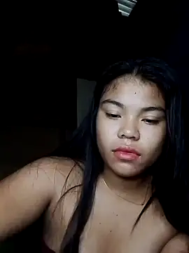 Snapshot of cloe_candy19 chatting on December 17, 2025, 10:04 pm cloe candy19 online show from December 17, 2025, 10:04 pm