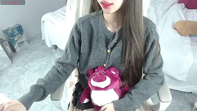 Alina MissAsian online show from November 28, 2025, 3:23 pm