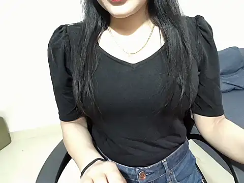 Snapshot of Hazel_Angel chatting on November 27, 2025, 1:55 pm Hazel Angel online show from November 27, 2025, 1:55 pm