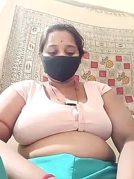 Hot crety online show from July 9, 2026, 10:31 pm