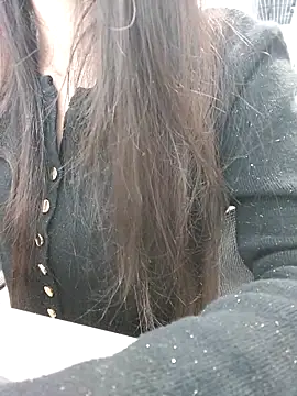 Snapshot of meomeocute chatting on November 17, 2025, 4:27 am meomeocute online show from November 17, 2025, 4:27 am