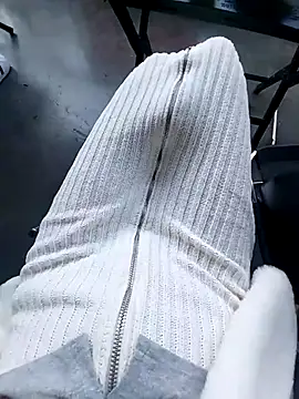 Snapshot of meomeocute chatting on November 30, 2025, 3:29 am meomeocute online show from November 30, 2025, 3:29 am