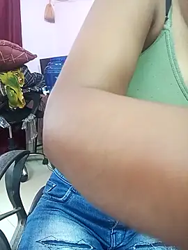 BILLO-RANI67 online show from September 18, 2025, 4:26 am