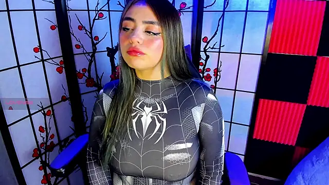 Snapshot of Vanelope_sweet_ chatting on November 13, 2025, 3:32 am Vanelope sweet online show from November 13, 2025, 3:32 am