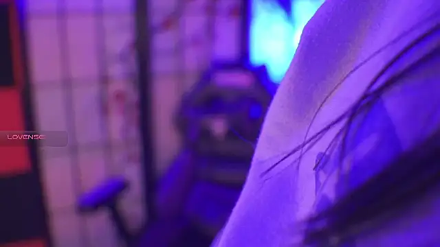 Snapshot of Vanelope_sweet_ chatting on February 12, 2026, 12:05 pm Vanelope sweet online show from February 12, 2026, 12:05 pm