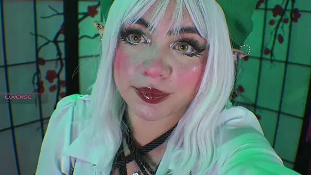 Vanelope sweet  online show from March 19, 2026, 5:40 am