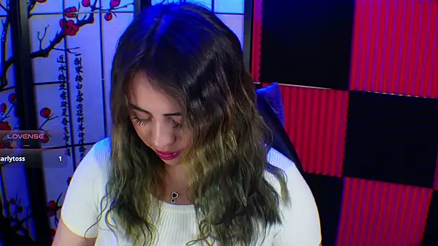 Snapshot of Vanelope_sweet_ chatting on January 8, 2026, 2:50 am Vanelope sweet online show from January 8, 2026, 2:50 am