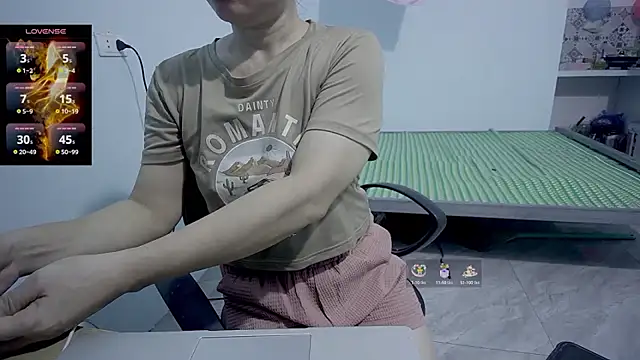 Snapshot of _Sara_768 chatting on September 9, 2025, 1:49 am Sara 768 online show from September 9, 2025, 1:49 am