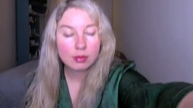 Snapshot of NancySanders chatting on May 16, 2026, 7:35 pm NancySanders online show from May 16, 2026, 7:35 pm