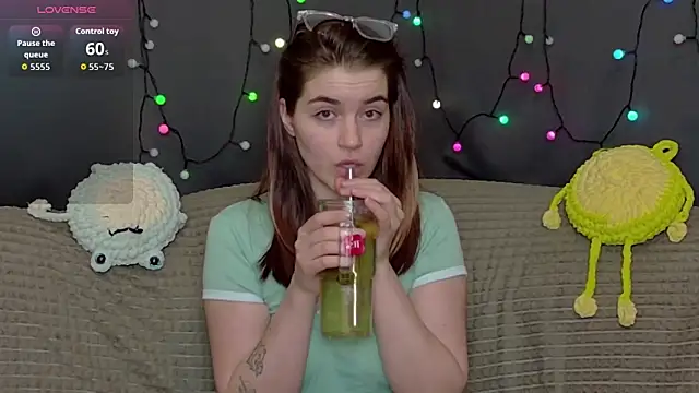 ElzaBlis online show from January 8, 2026, 5:19 pm