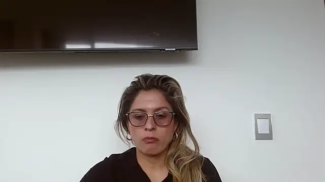 Snapshot of linda-mature43 chatting on November 6, 2025, 5:39 pm linda-mature43 online show from November 6, 2025, 5:39 pm