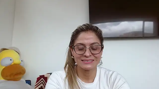 Snapshot of linda-mature43 chatting on November 12, 2025, 4:00 pm linda-mature43 online show from November 12, 2025, 4:00 pm