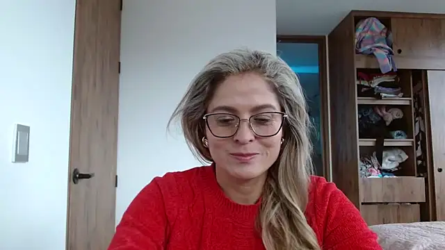 Snapshot of linda-mature43 chatting on September 15, 2025, 6:52 pm linda-mature43 online show from September 15, 2025, 6:52 pm