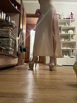 MarinaDiva11 74 online show from September 23, 2025, 7:43 pm