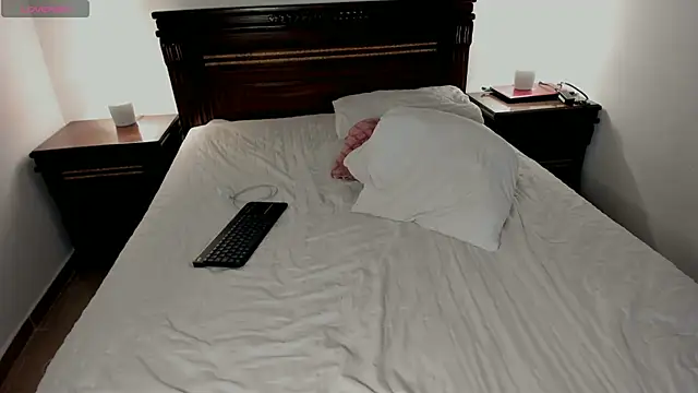 Victoriaa Adams online show from September 8, 2025, 3:00 pm