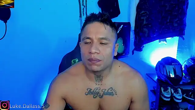 zeus 7777 online show from February 9, 2026, 11:08 am