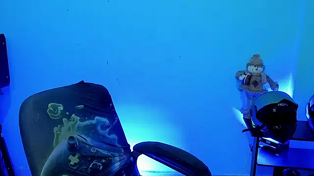 Snapshot of zeus_7777 chatting on April 10, 2026, 9:38 am zeus 7777 online show from April 10, 2026, 9:38 am