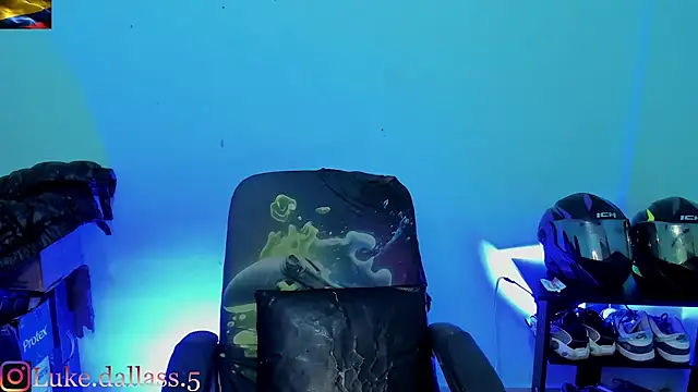 Snapshot of zeus_7777 chatting on March 23, 2026, 10:48 am zeus 7777 online show from March 23, 2026, 10:48 am