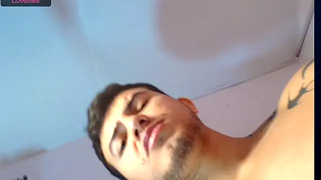 Snapshot of Luna_logan chatting on October 20, 2025, 2:06 pm Luna logan online show from October 20, 2025, 2:06 pm