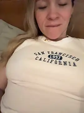 Snapshot of BritgetPsychol chatting on November 30, 2025, 6:47 am BritgetPsychol online show from November 30, 2025, 6:47 am