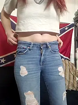 Snapshot of Lady_May chatting on December 18, 2025, 6:18 am Lady May online show from December 18, 2025, 6:18 am