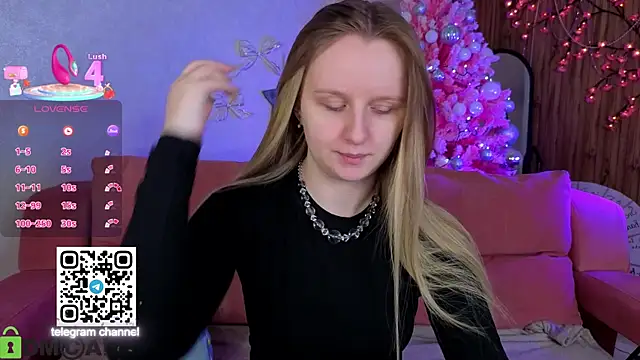 Snapshot of Rina_Panic chatting on January 17, 2026, 1:09 am Rina Panic online show from January 17, 2026, 1:09 am