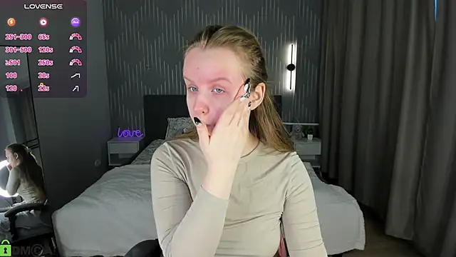 Rina Panic online show from March 28, 2026, 1:06 am