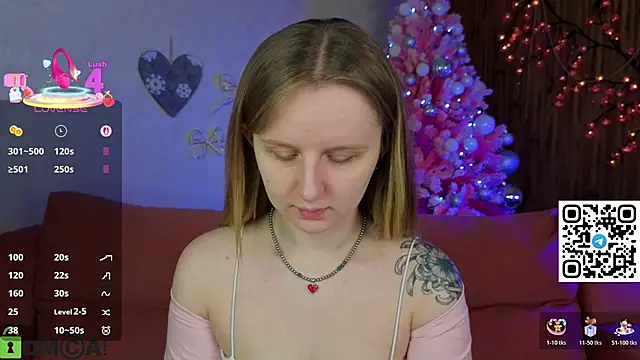 Snapshot of Rina_Panic chatting on December 18, 2025, 1:11 am Rina Panic online show from December 18, 2025, 1:11 am