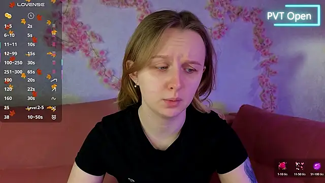 Snapshot of Rina_Panic chatting on November 23, 2025, 4:22 am Rina Panic online show from November 23, 2025, 4:22 am