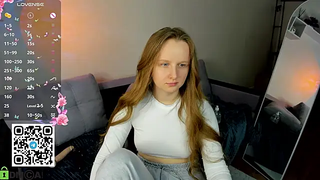 Snapshot of Rina_Panic chatting on February 15, 2026, 7:51 am Rina Panic online show from February 15, 2026, 7:51 am