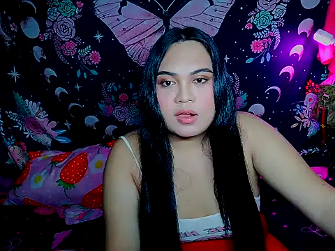Snapshot of YourThicc_bella chatting on May 17, 2026, 11:21 am YourThicc bella online show from May 17, 2026, 11:21 am